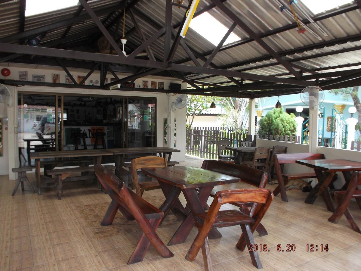 Ryans Resort Prasat Exterior foto
