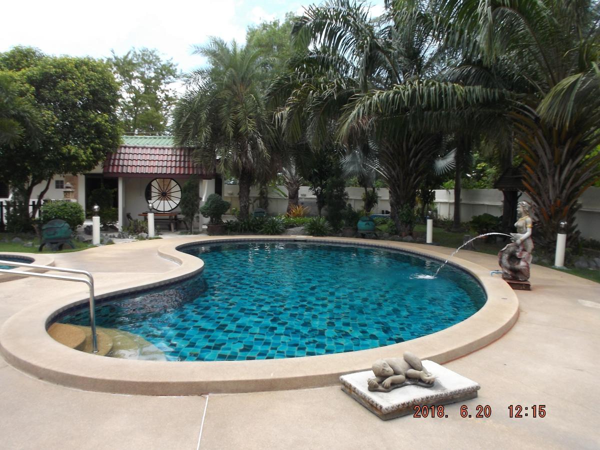 Ryans Resort Prasat Exterior foto